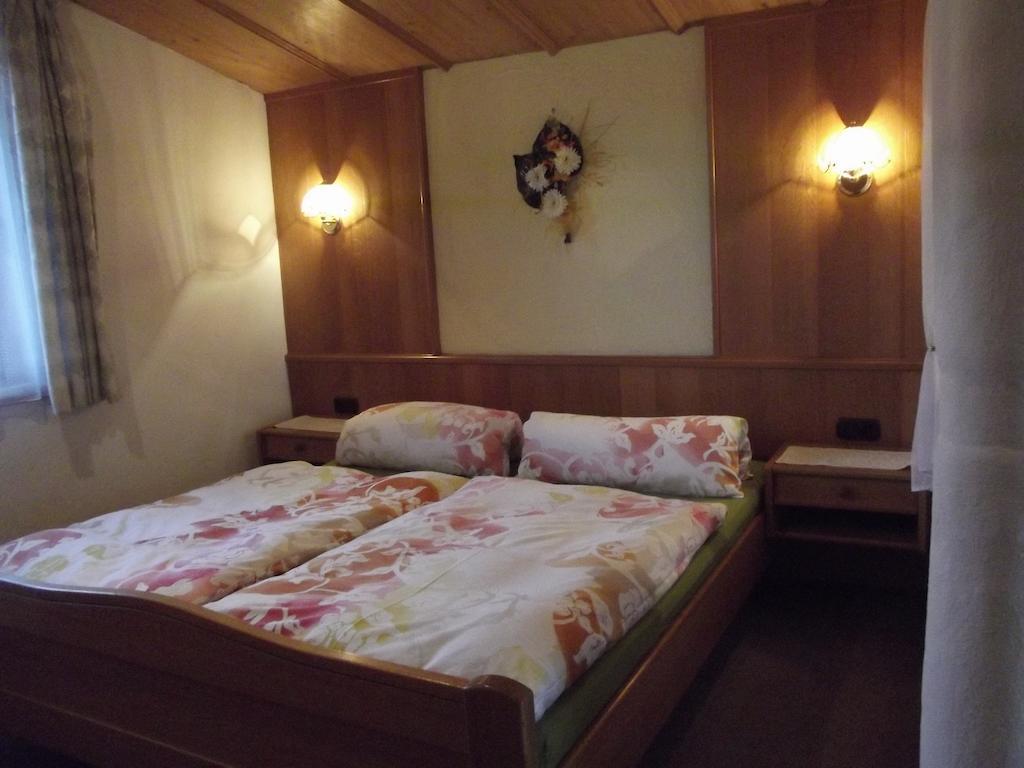 Apartamento Haus Margit Kössen Habitación foto