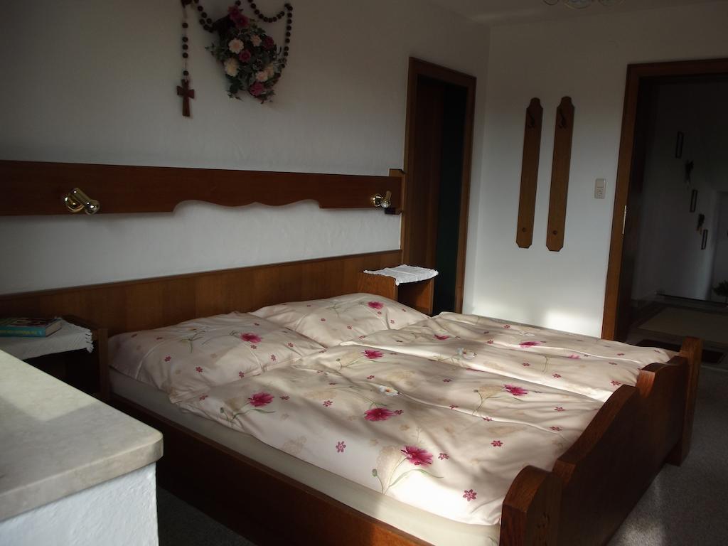 Apartamento Haus Margit Kössen Habitación foto