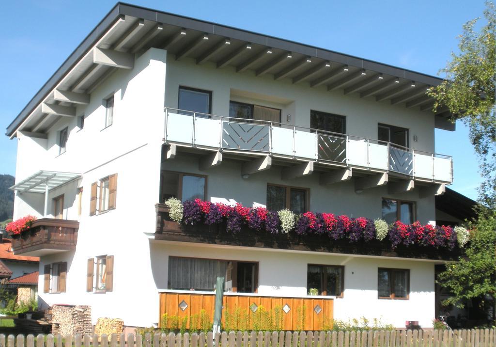 Apartamento Haus Margit Kössen Exterior foto